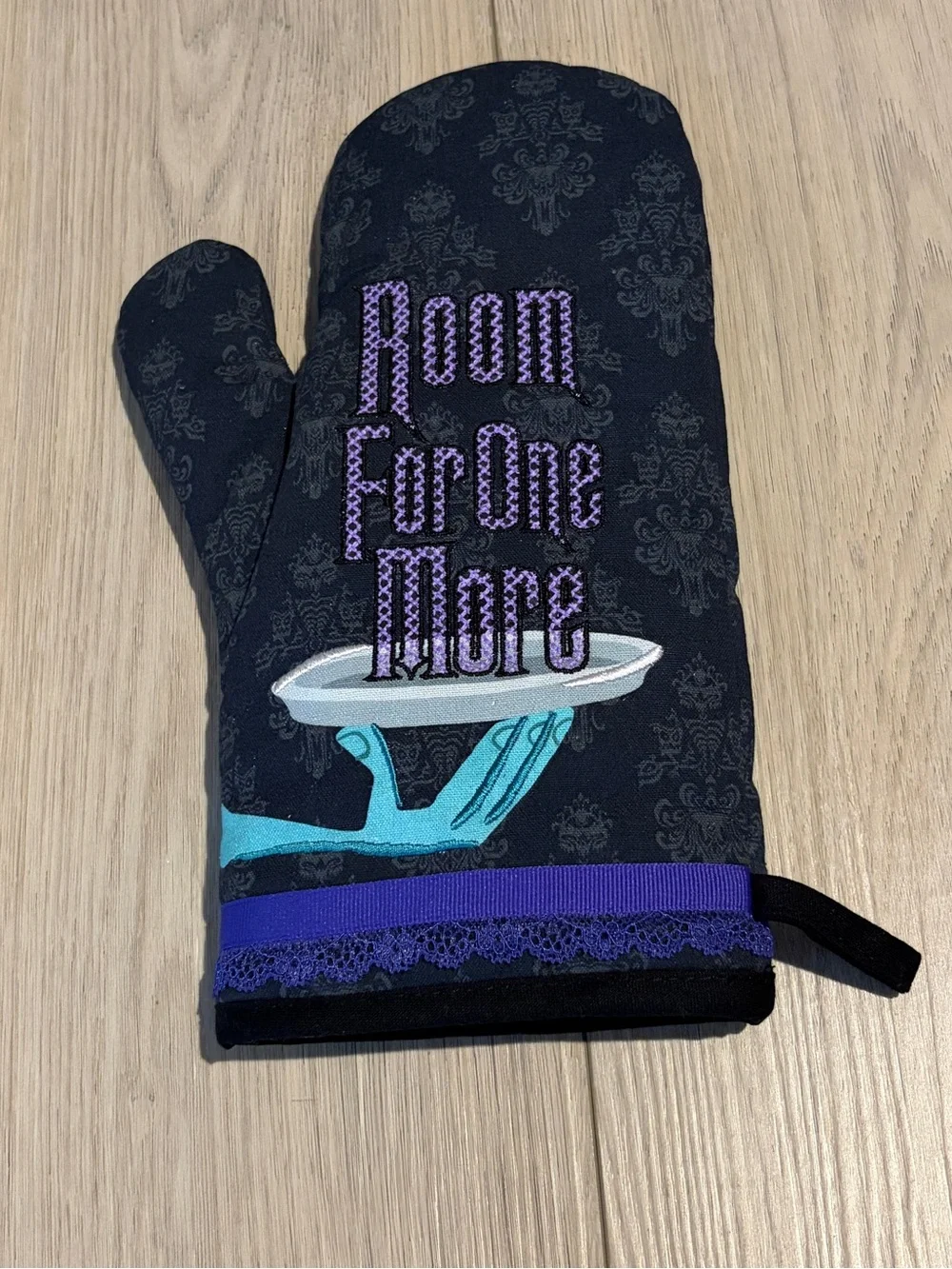 Disney Parks Haunted Mansion Oven Mitt Room for One More
